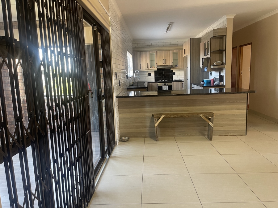 3 Bedroom Property for Sale in Cambridge West Eastern Cape